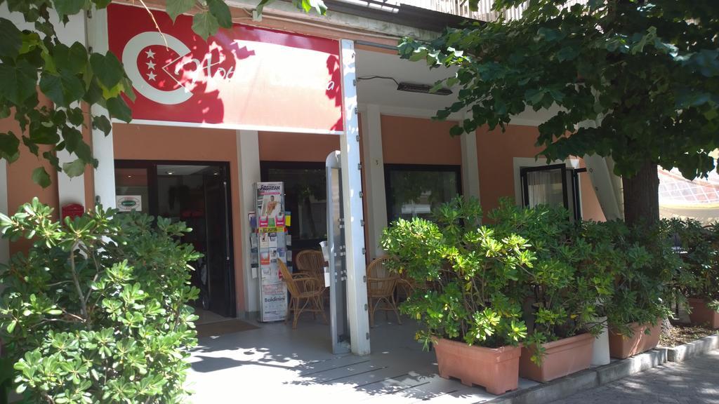 Hotel Canasta Rimini Exterior photo